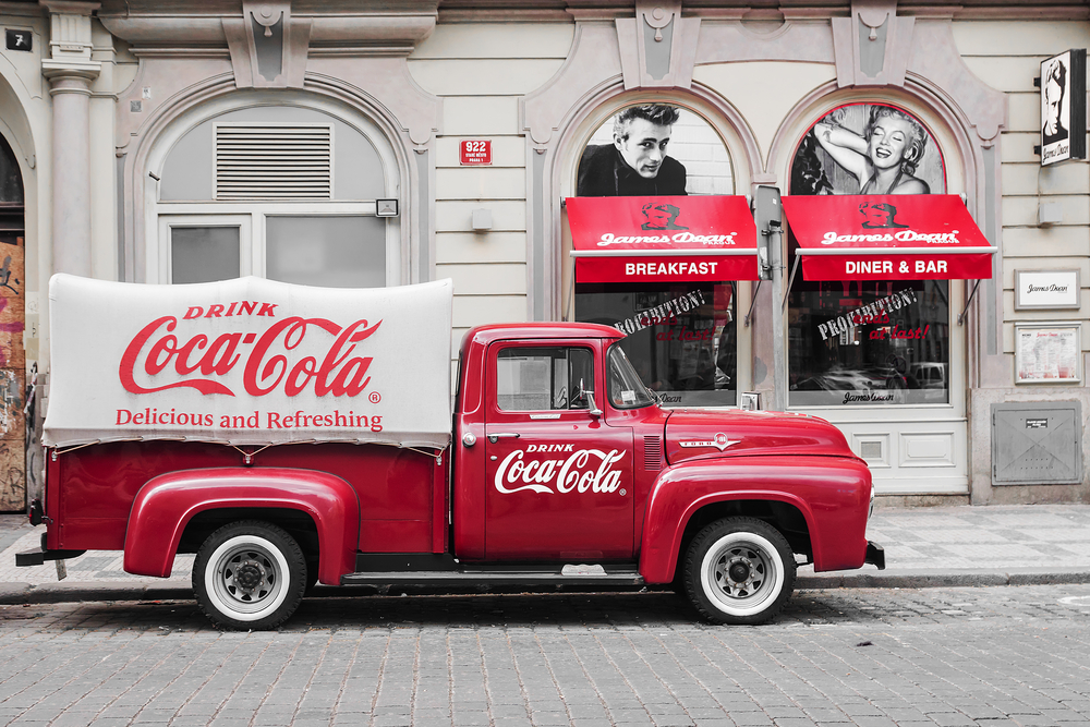 Coca-Cola entra al mundo de bebidas alcohólicas.