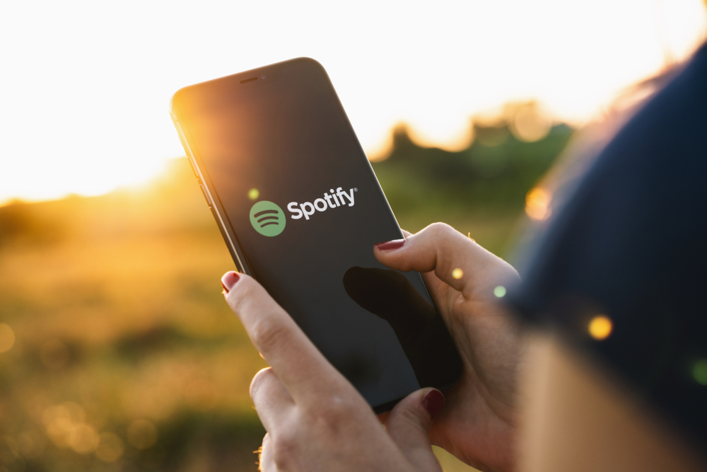 Siri y Spotify nuevos aliados en el mundo del streaming.